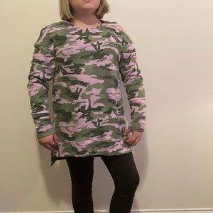 Long sleeved longer shirt